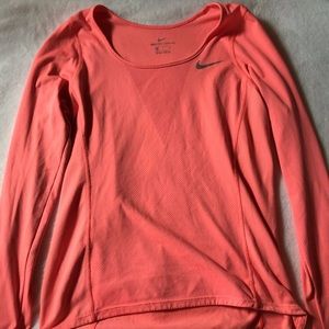 Nike zonal cooling long sleeve top